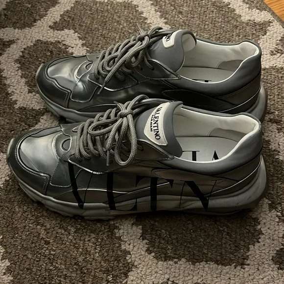 VALENTINO GARAVANI VLTN Bounce Chunky Leather Sneakers